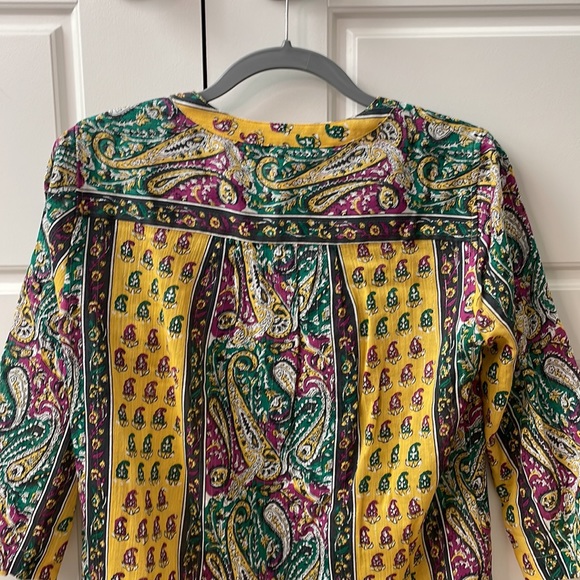 BCBG camila small blouse NWT metallic thread - Picture 12 of 13